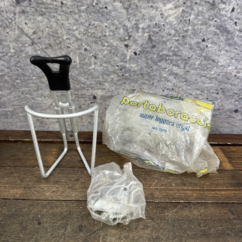 Gabbia bottiglia acqua argento